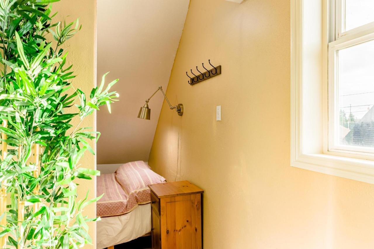 Portland Urban Lodge, Quiet, Walkable, Near エクステリア 写真